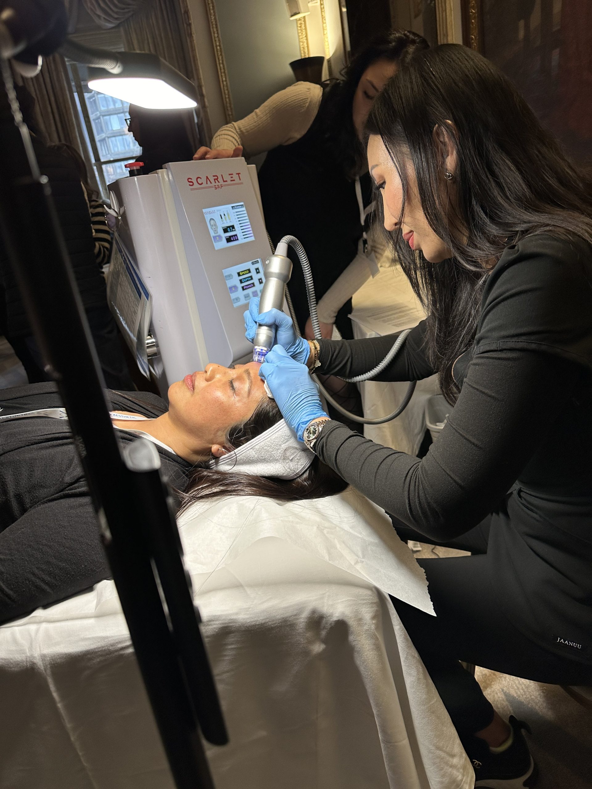 Providers can try RF microneedling and other treatments at an AMP event